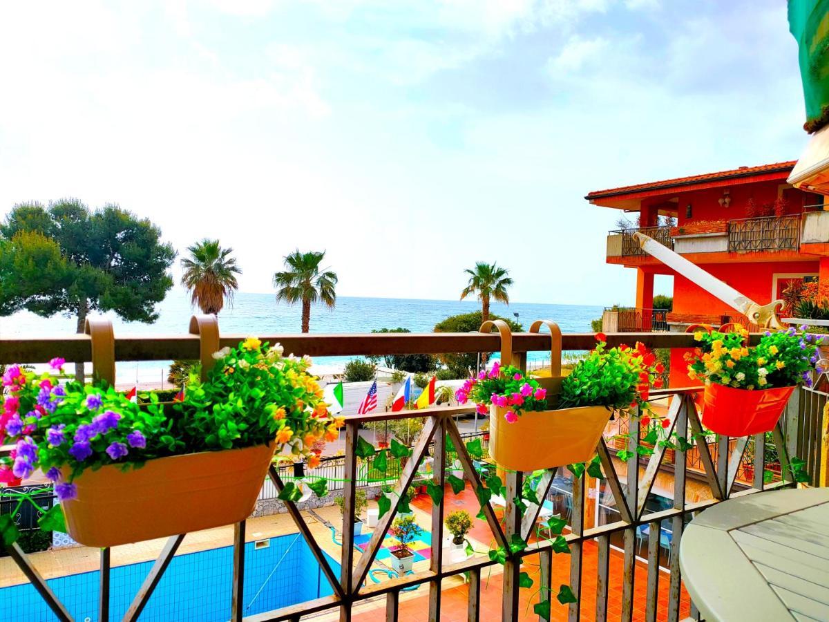 Taormina By The Sea Mazzeo Exterior foto
