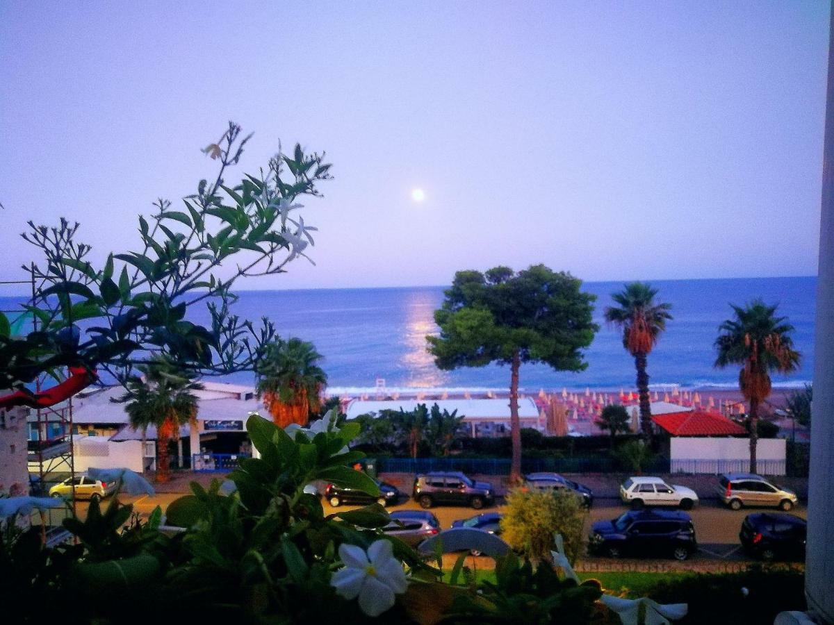 Taormina By The Sea Mazzeo Exterior foto